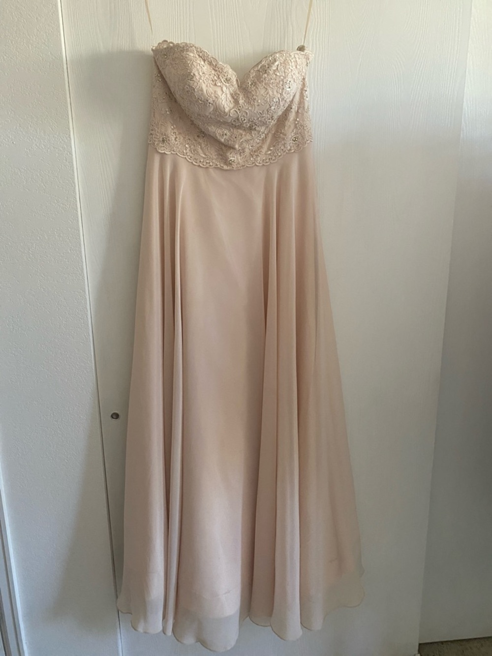 Strapless Lace Bodice Chiffon Evening Gown - Cream